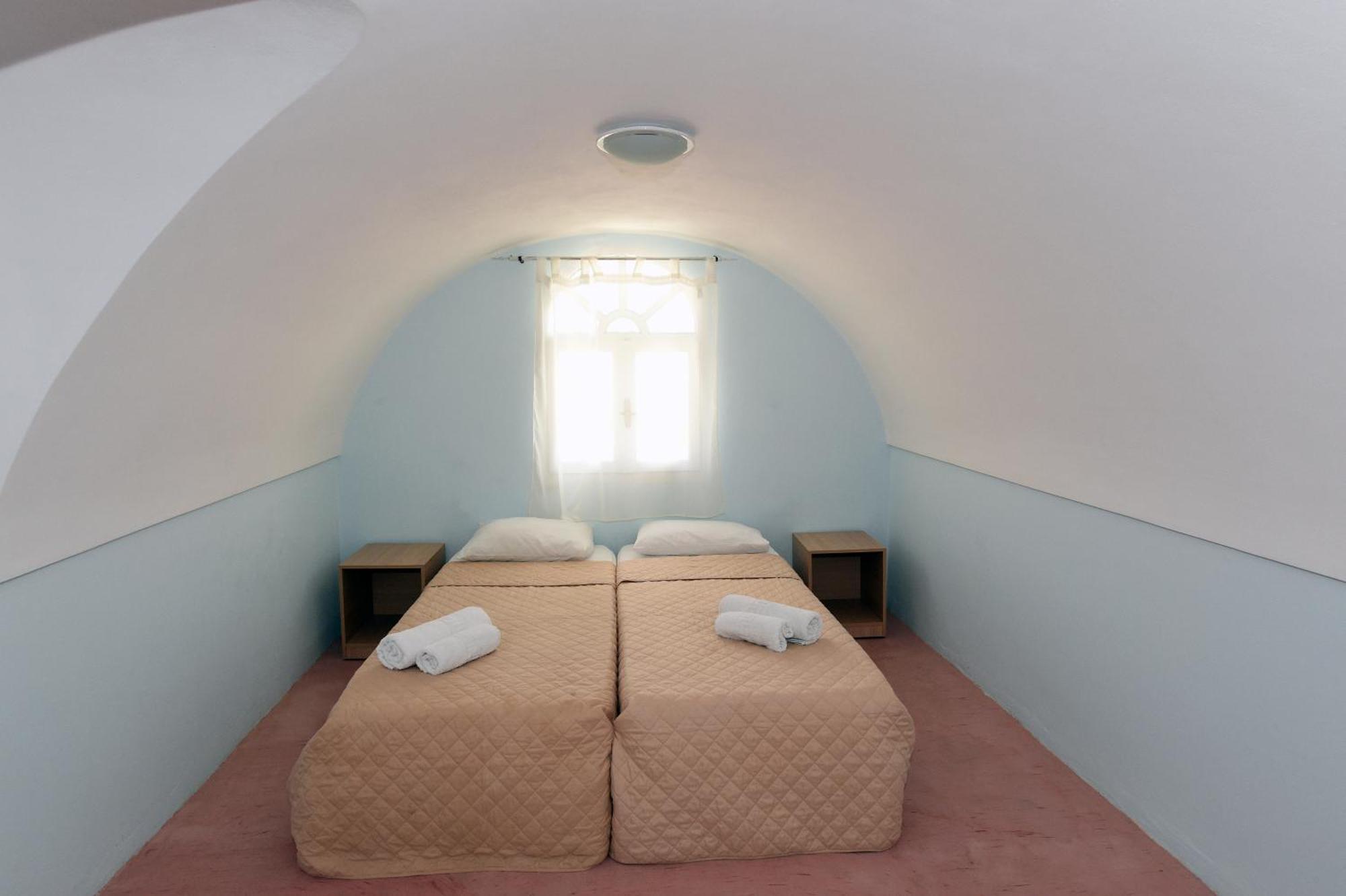 Leon Santorini Apart otel Perivolos  Dış mekan fotoğraf